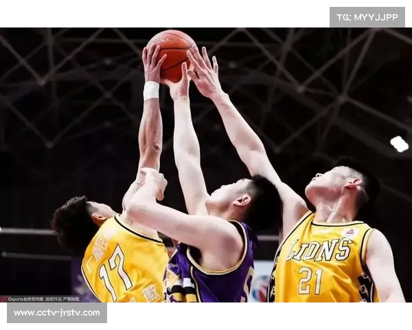 广厦80-73新疆，客场战绩稳固榜首